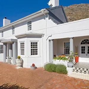 Capeblue Manor House Muizenberg