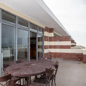 Surfers Penthouse Muizenberg