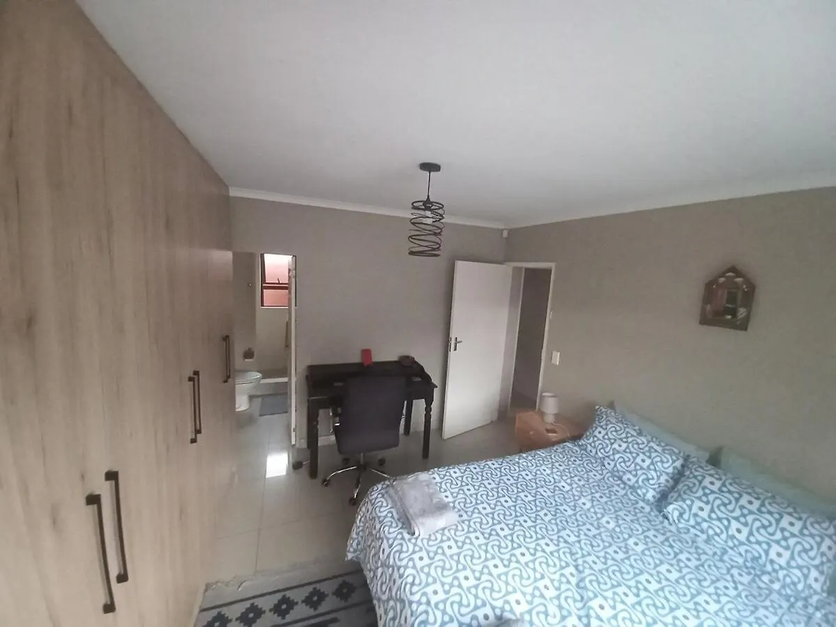 Comfy Cape Corner Villa Muizenberg 0*,